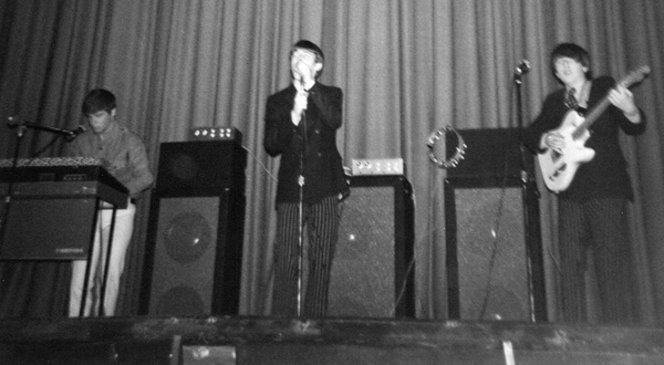 The Loved Ones Performing 1967 © 1967 Ellen Sandhaus