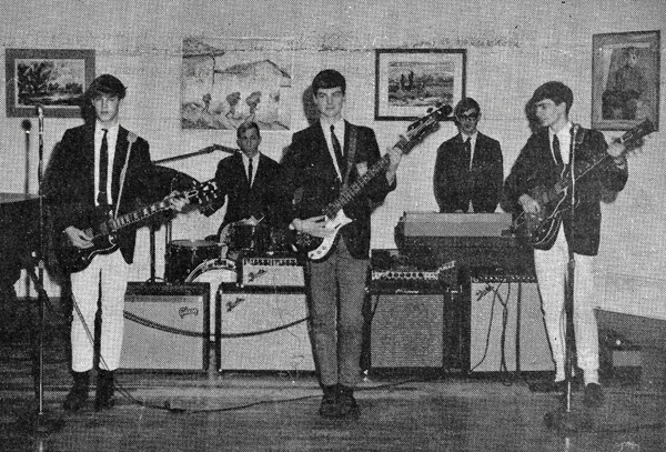 The Underdogs 1966
